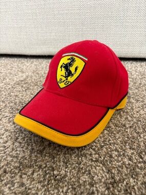 Official Ferrari Kids Adjustable Baseball Hat Red   Yellow F1 Fits 1-3 year old